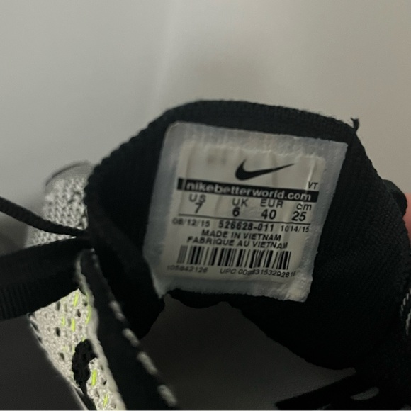 Nike Flyknit Racer in Volt - Men’s Size 7 - Picture 6 of 6